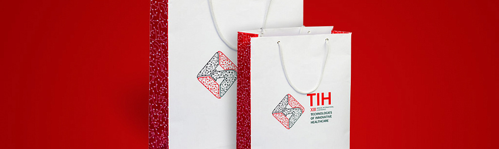 Пакеты с логотипом