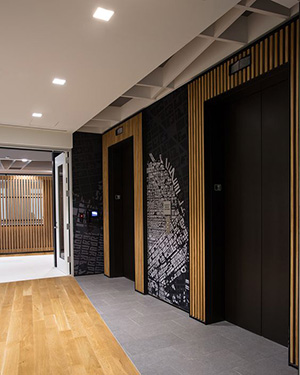 Реклама в лифтах