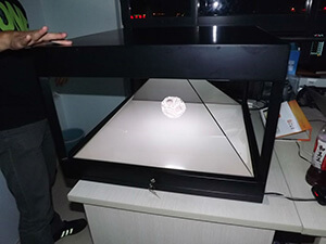 Голографические установки